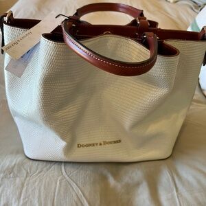D & B Purse’s